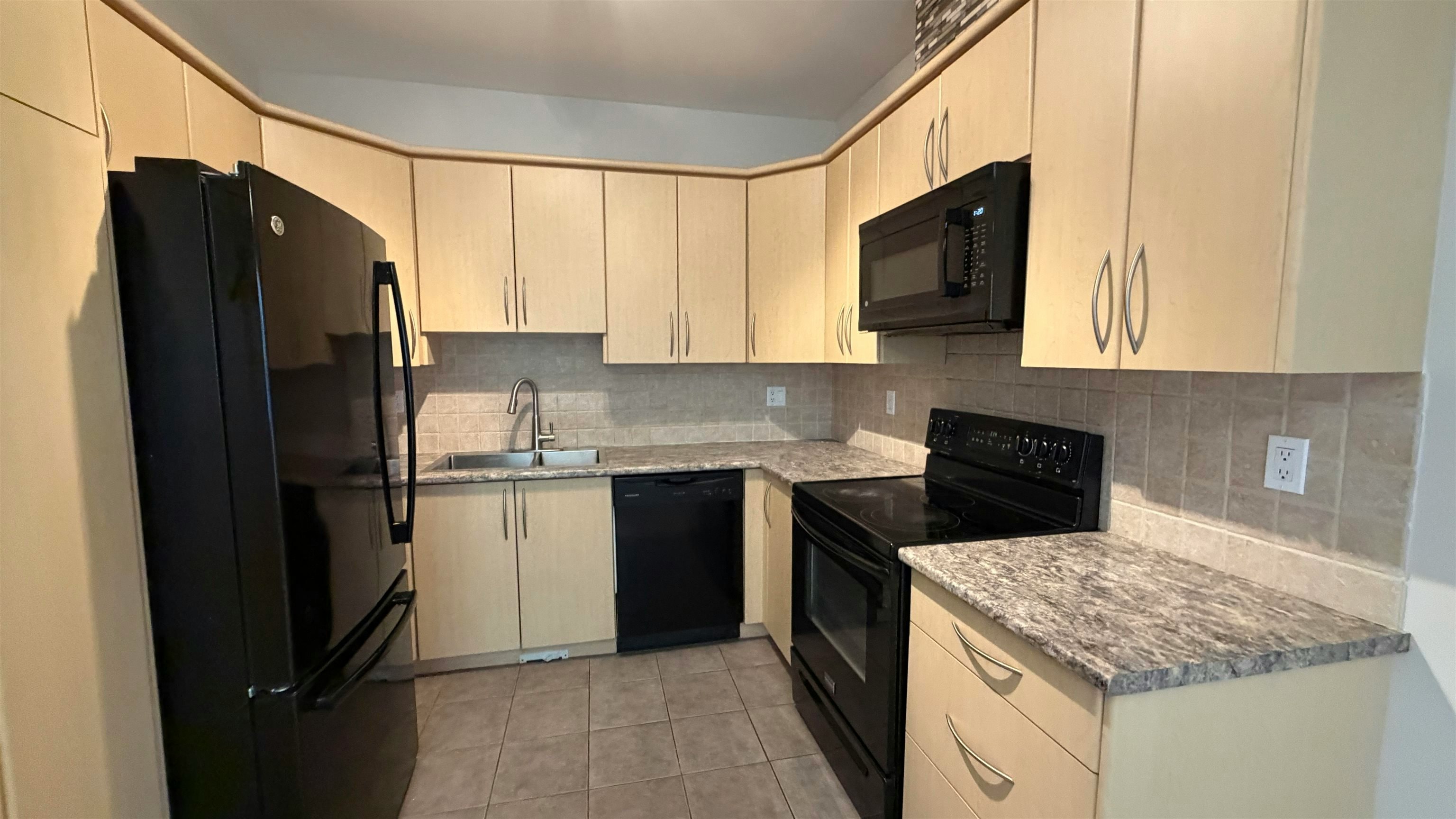 6-2733 Parkway Drive, Surrey, BC, V4P 3P7 - 15