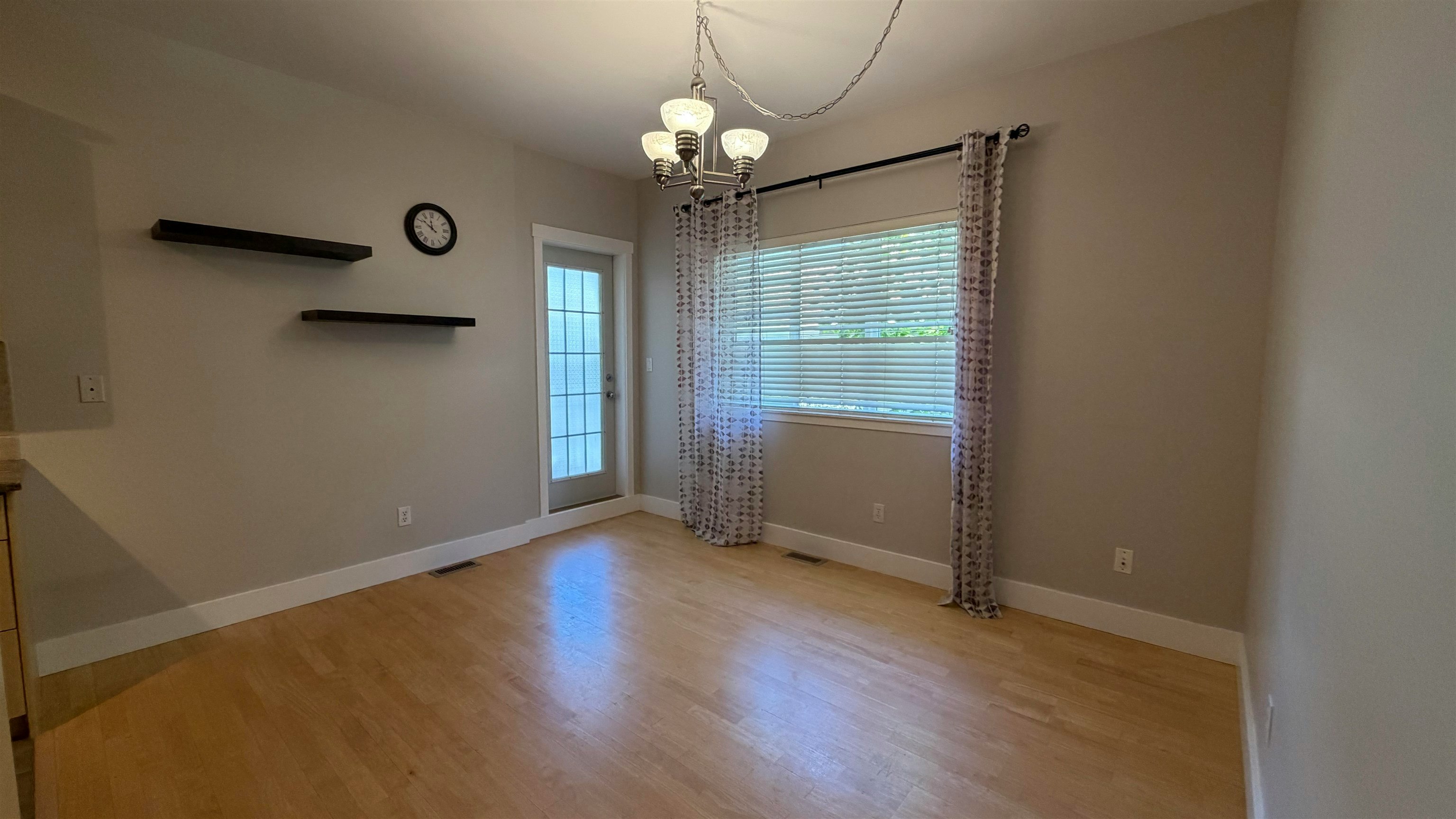 6-2733 Parkway Drive, Surrey, BC, V4P 3P7 - 11
