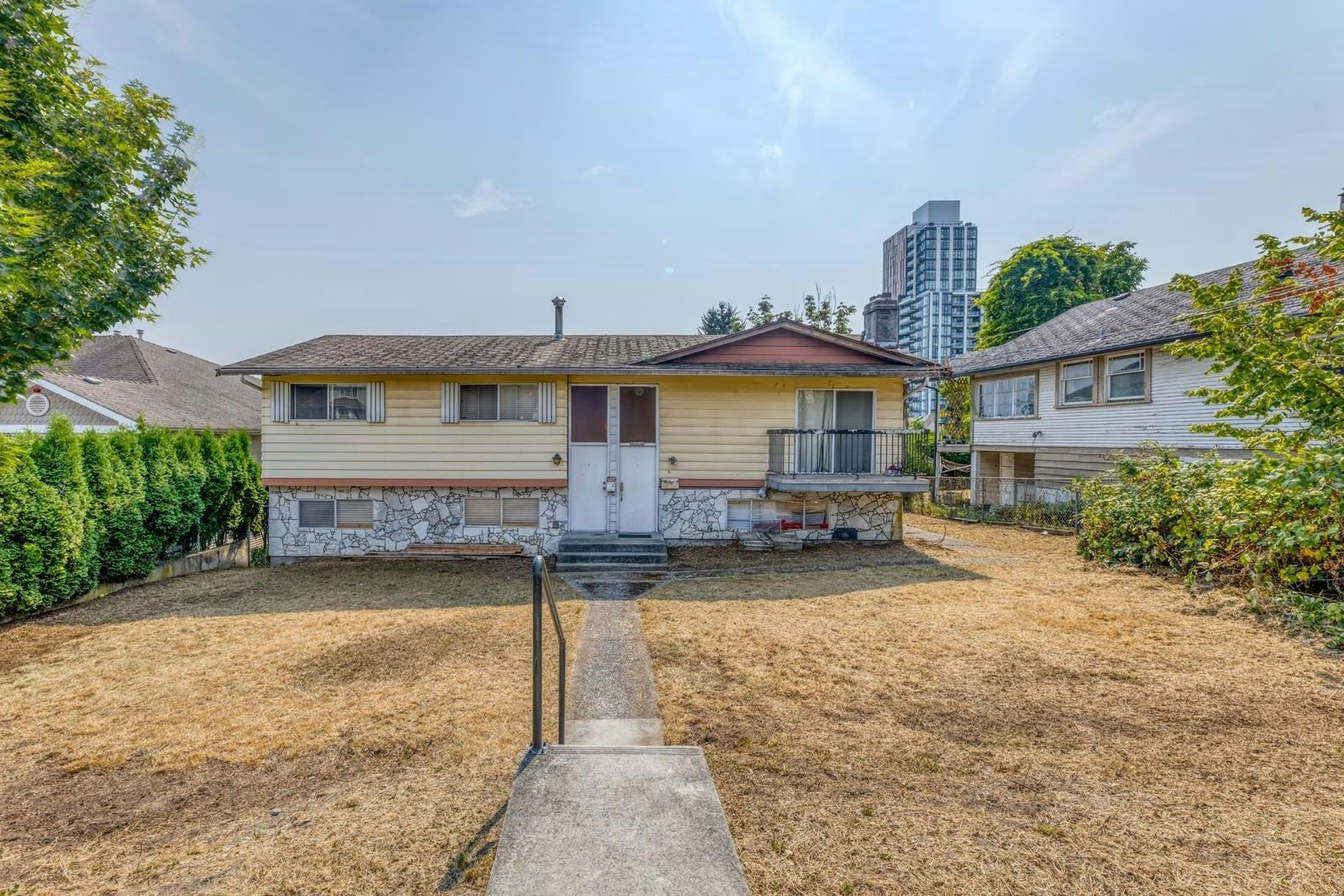 920 Harris Avenue, Coquitlam, BC, V3K 1S1