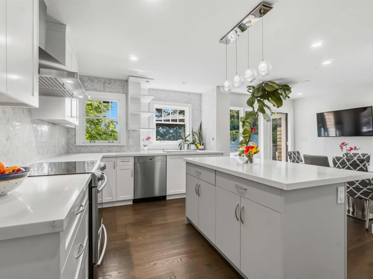 1188 Laurier Avenue, Vancouver, BC, V6H 1Y5 - 8