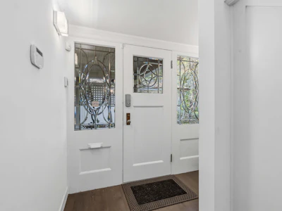 1188 Laurier Avenue - 3