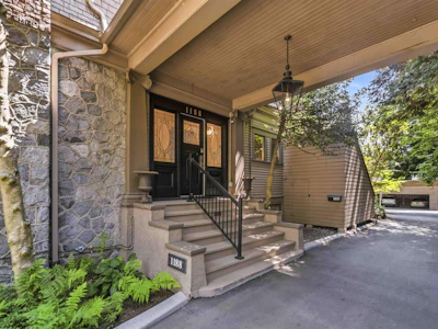 1188 Laurier Avenue - 2