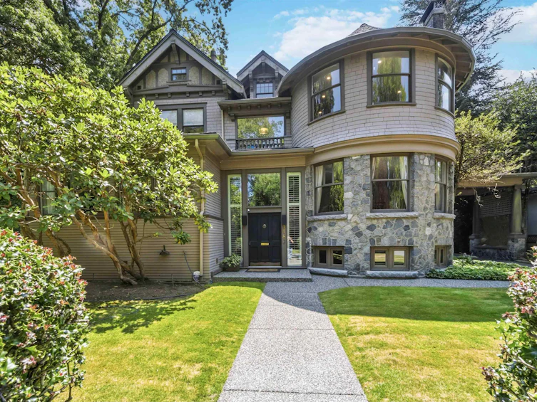 1188 Laurier Avenue, Vancouver, BC, V6H 1Y5