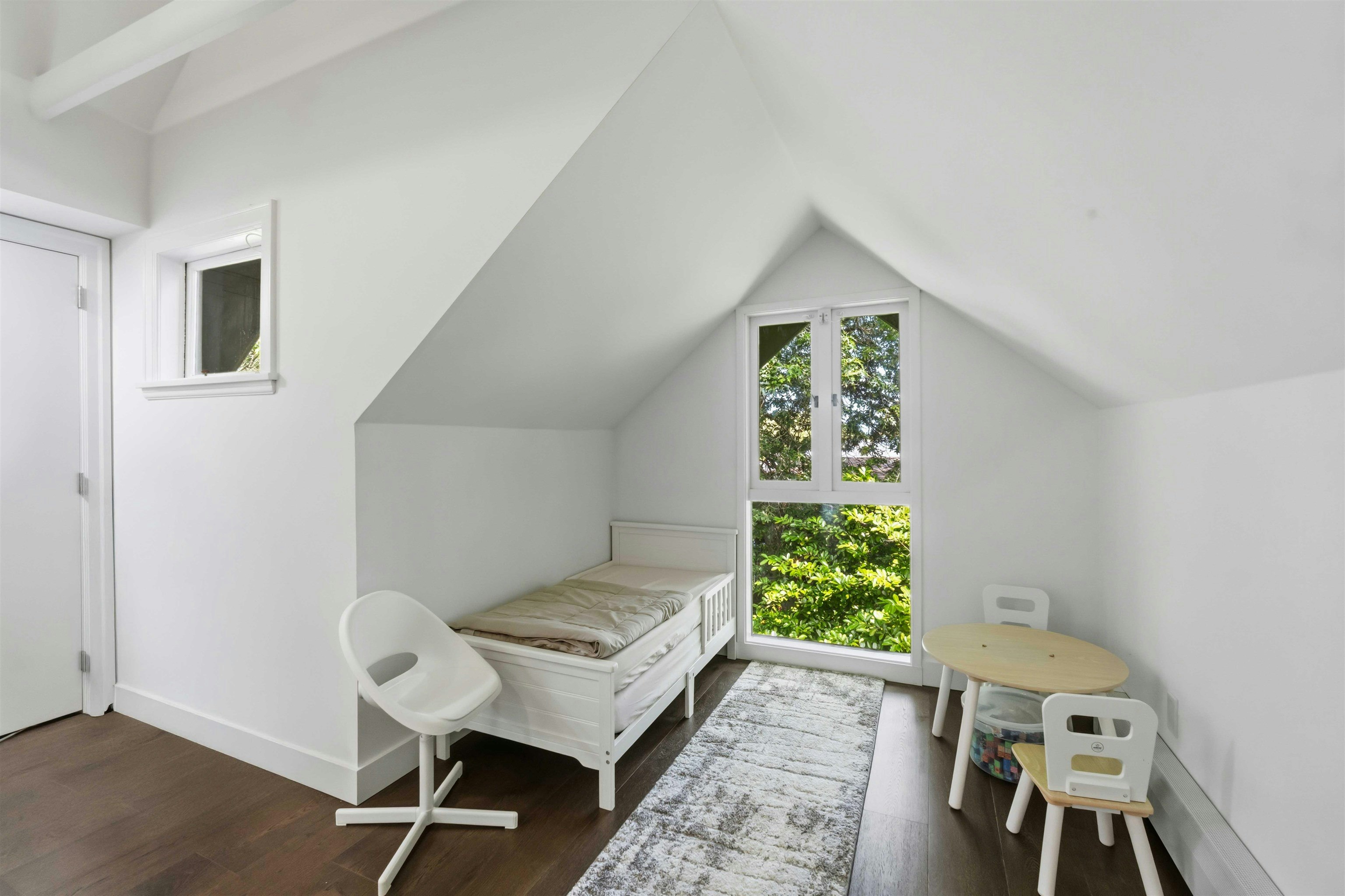 1188 Laurier Avenue, Vancouver, BC, V6H 1Y5 - 22