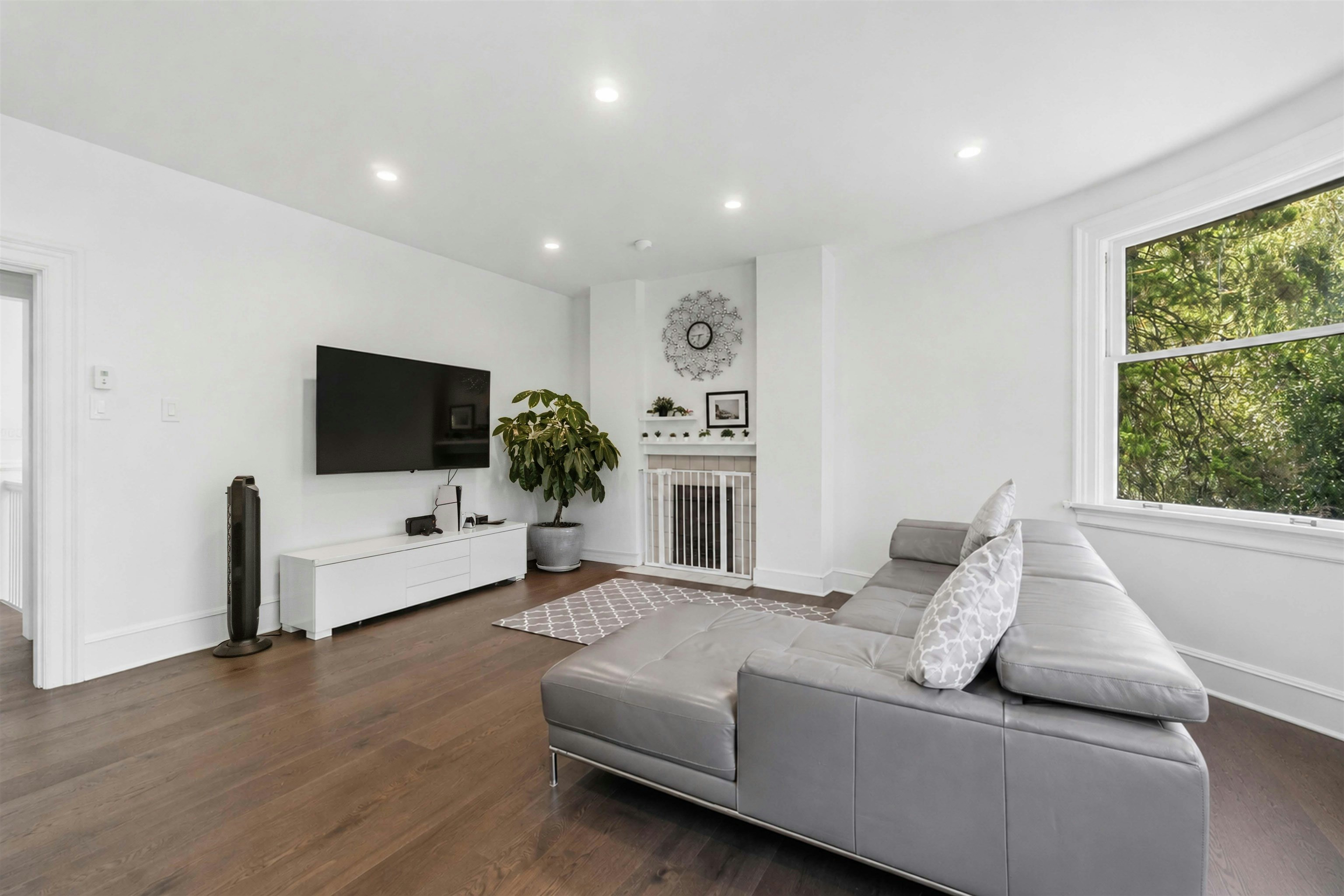 1188 Laurier Avenue, Vancouver, BC, V6H 1Y5 - 5