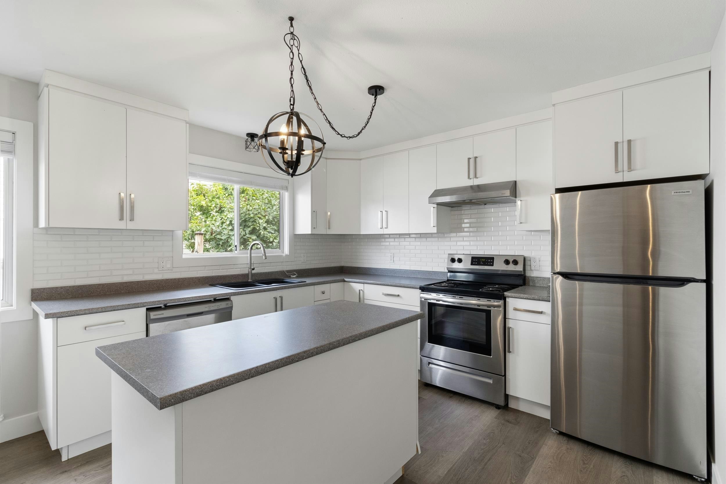 9536 Carroll Street, Chilliwack, BC, V2P 7G4 - 2