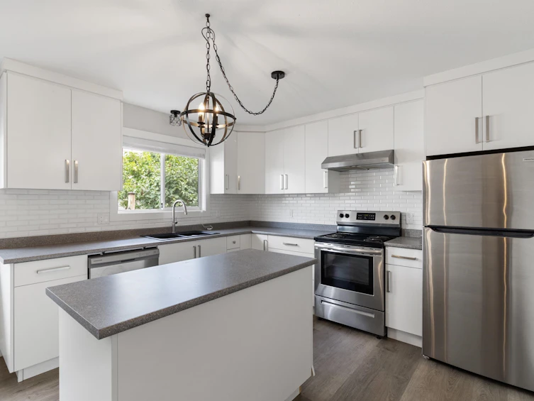 9536 Carroll Street, Chilliwack, BC, V2P 7G4 - 2