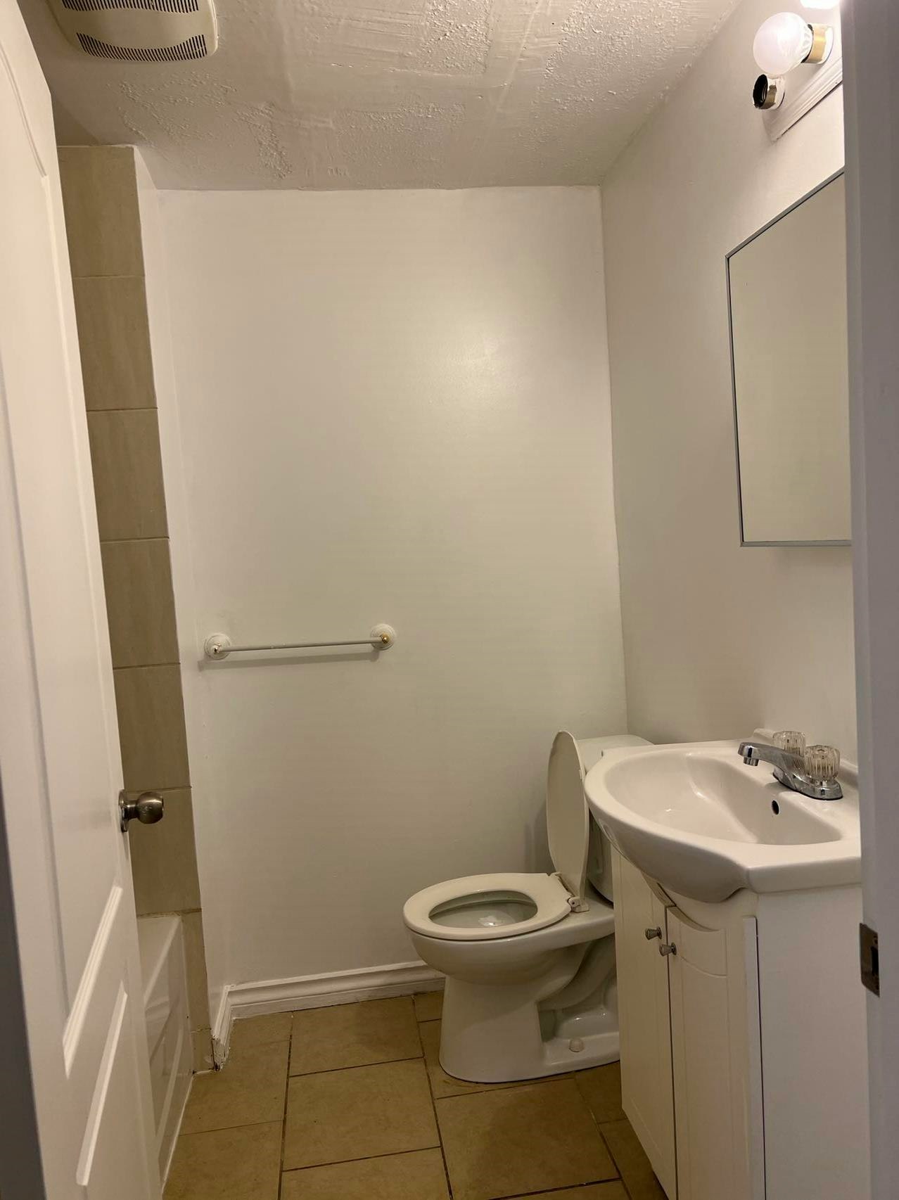 5630 Oben Street, Vancouver, BC, V5R 4P3 - 6