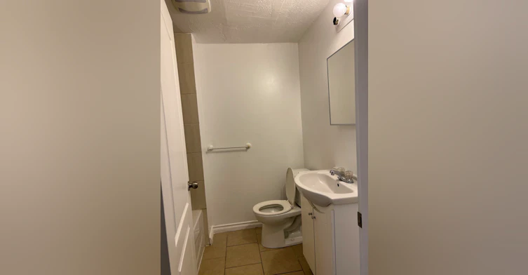 5630 Oben Street, Vancouver, BC, V5R 4P3 - 6
