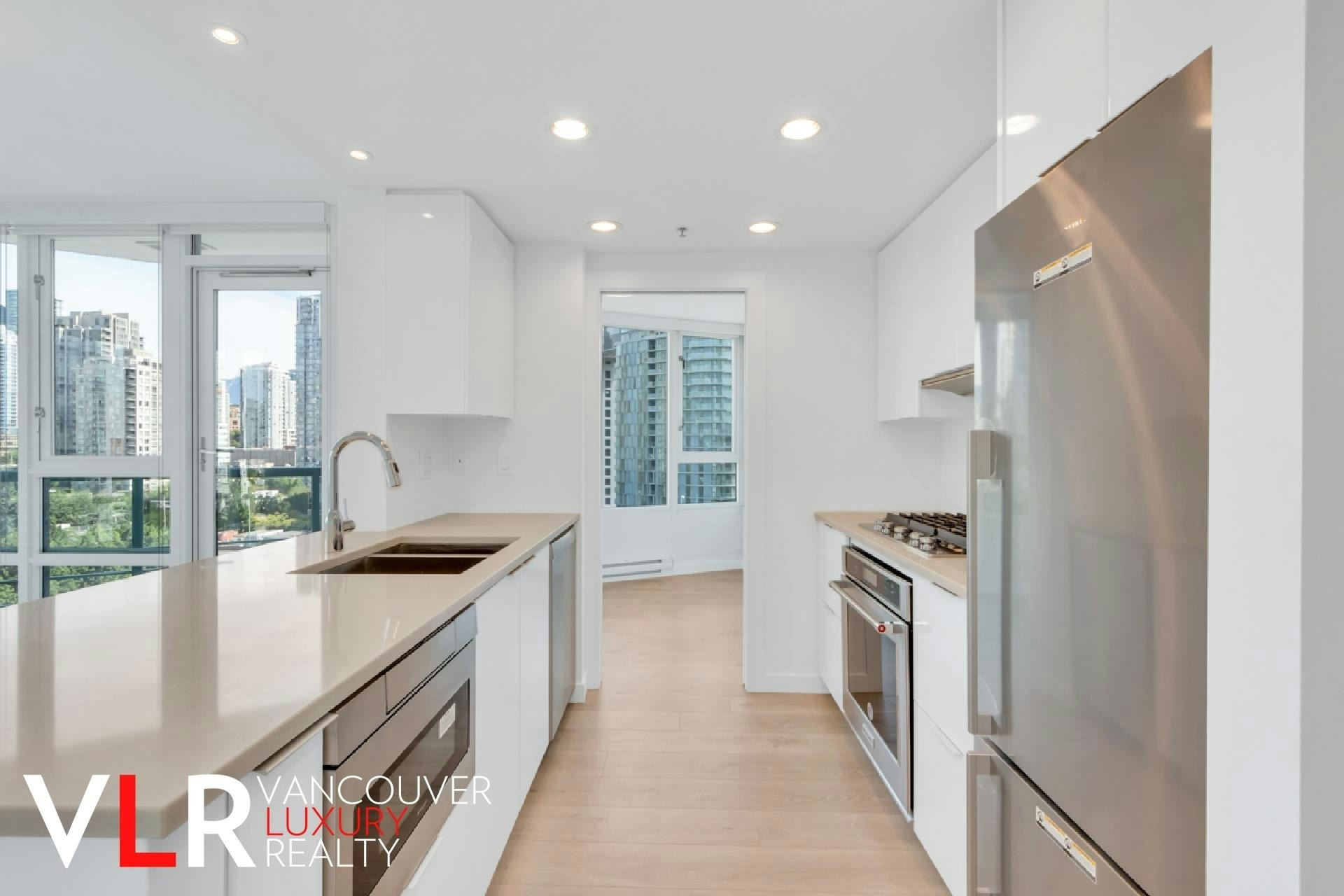 1201-1033 Marianaside Crescent, Vancouver, BC, V6Z 3A3 - 10