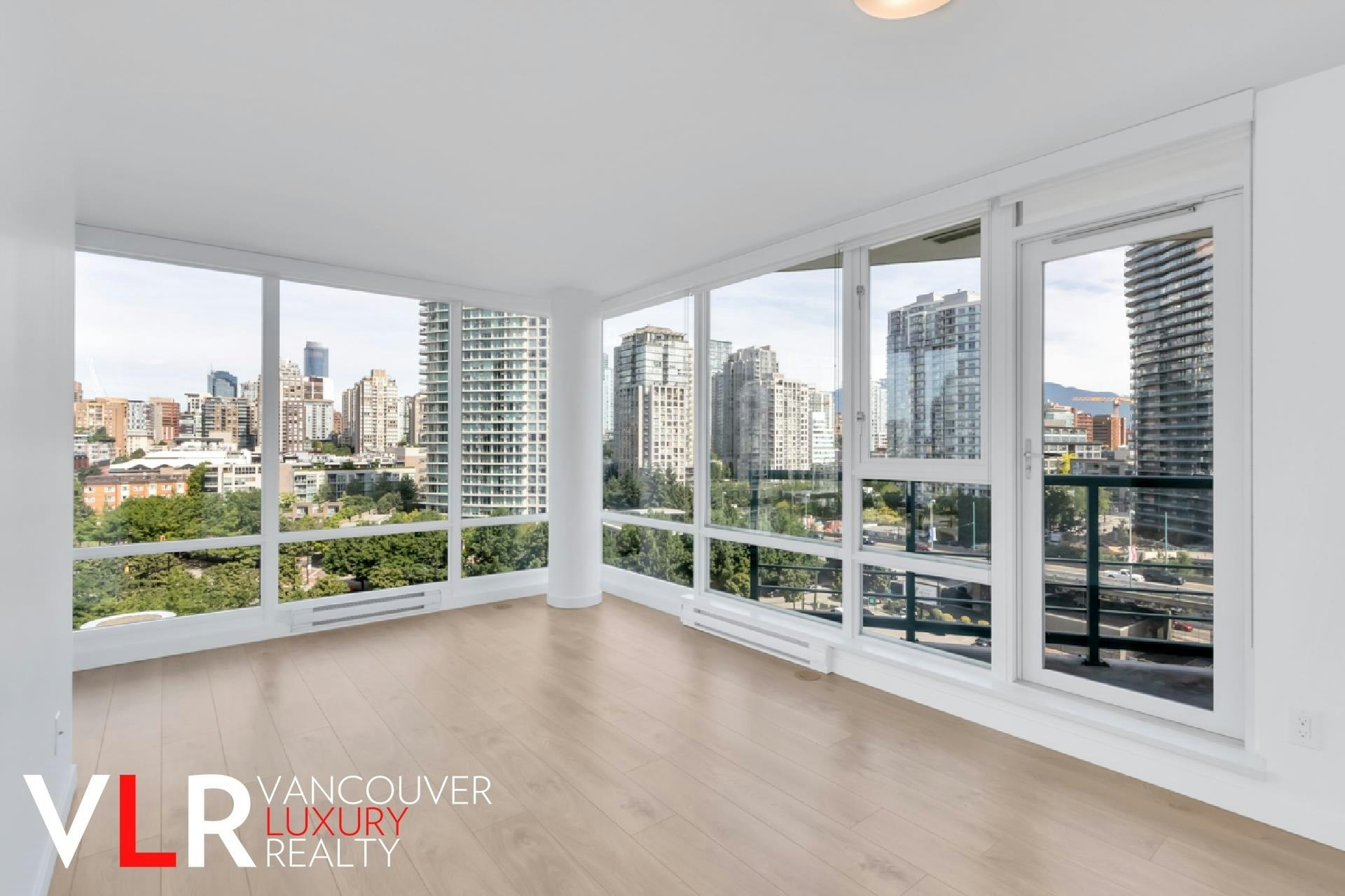 1201-1033 Marianaside Crescent, Vancouver, BC, V6Z 3A3