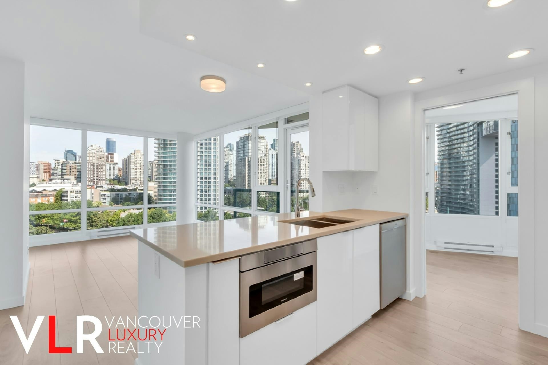 1201-1033 Marianaside Crescent, Vancouver, BC, V6Z 3A3 - 8