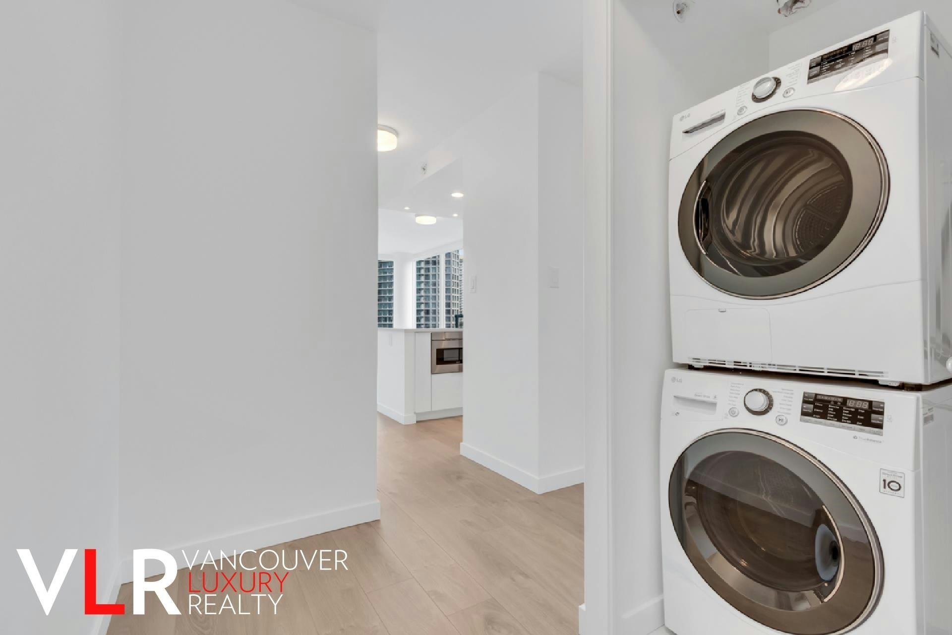 1201-1033 Marianaside Crescent, Vancouver, BC, V6Z 3A3 - 13