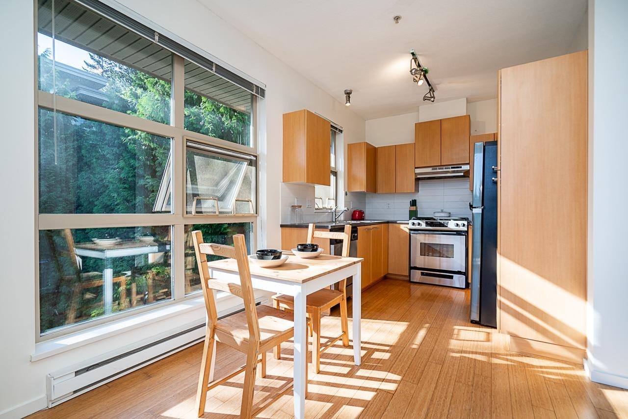 516-9319 University Crescent - 2