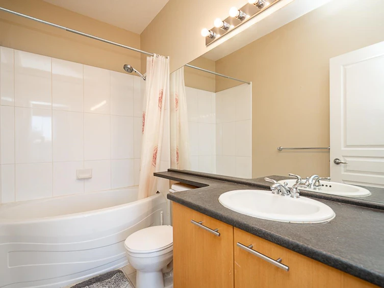 516-9319 University Crescent, Burnaby, BC, V5A 4Y5 - 11