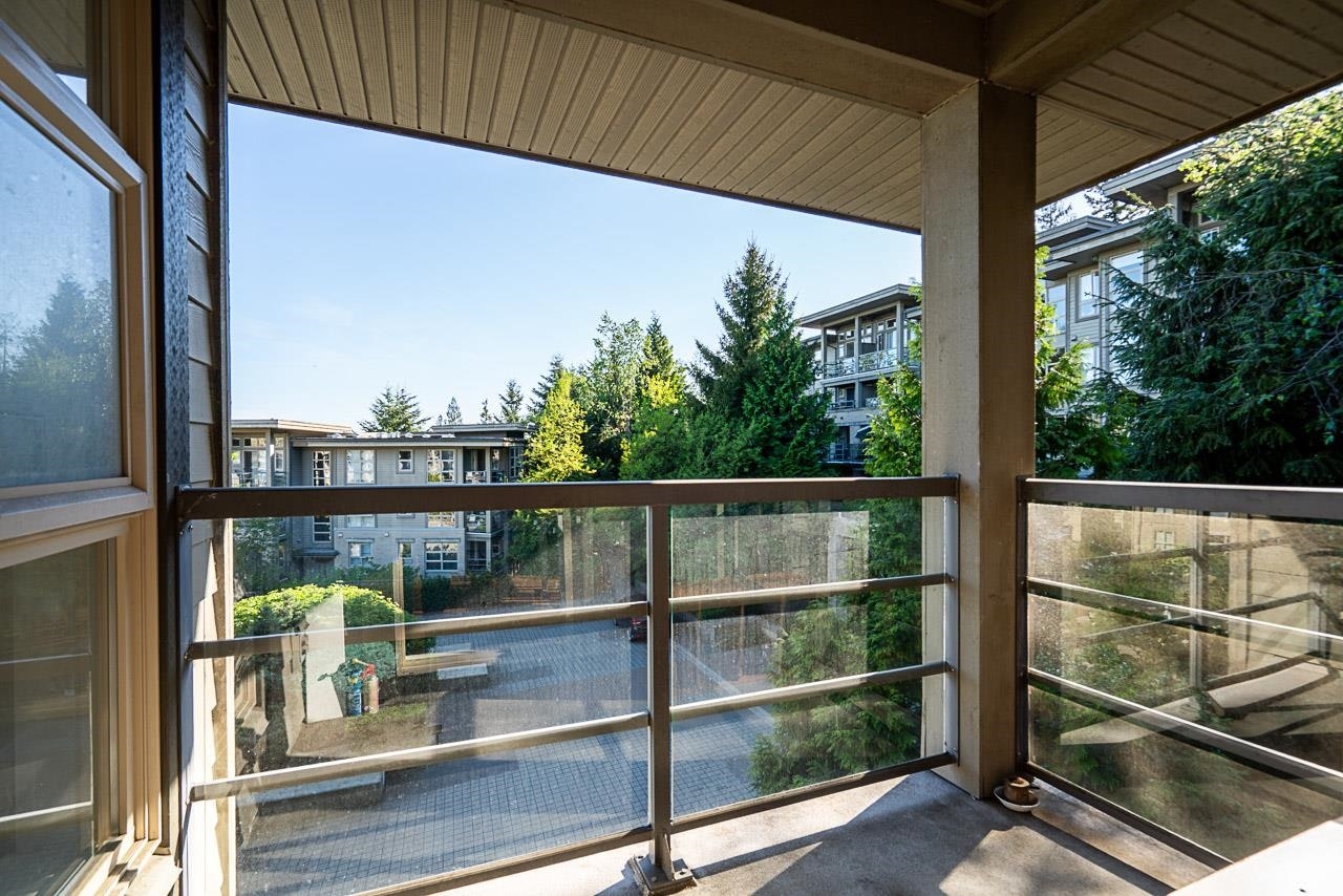 516-9319 University Crescent - 4