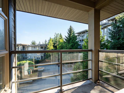 516-9319 University Crescent - 4