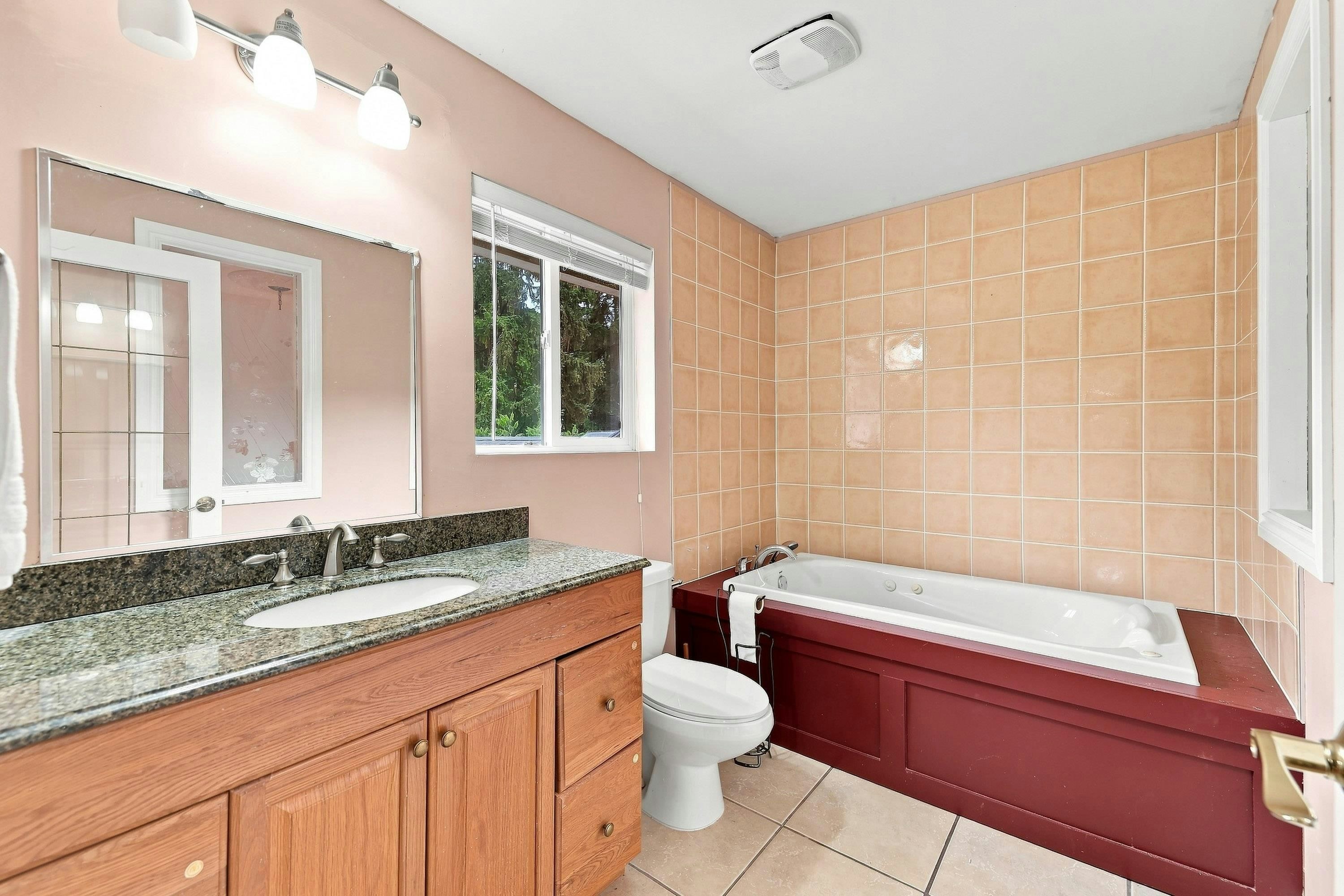 23055 132 Avenue, Maple Ridge, BC, V4R 0A8 - 12