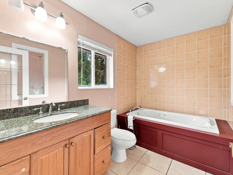 23055 132 Avenue, Maple Ridge, BC, V4R 0A8 - 12