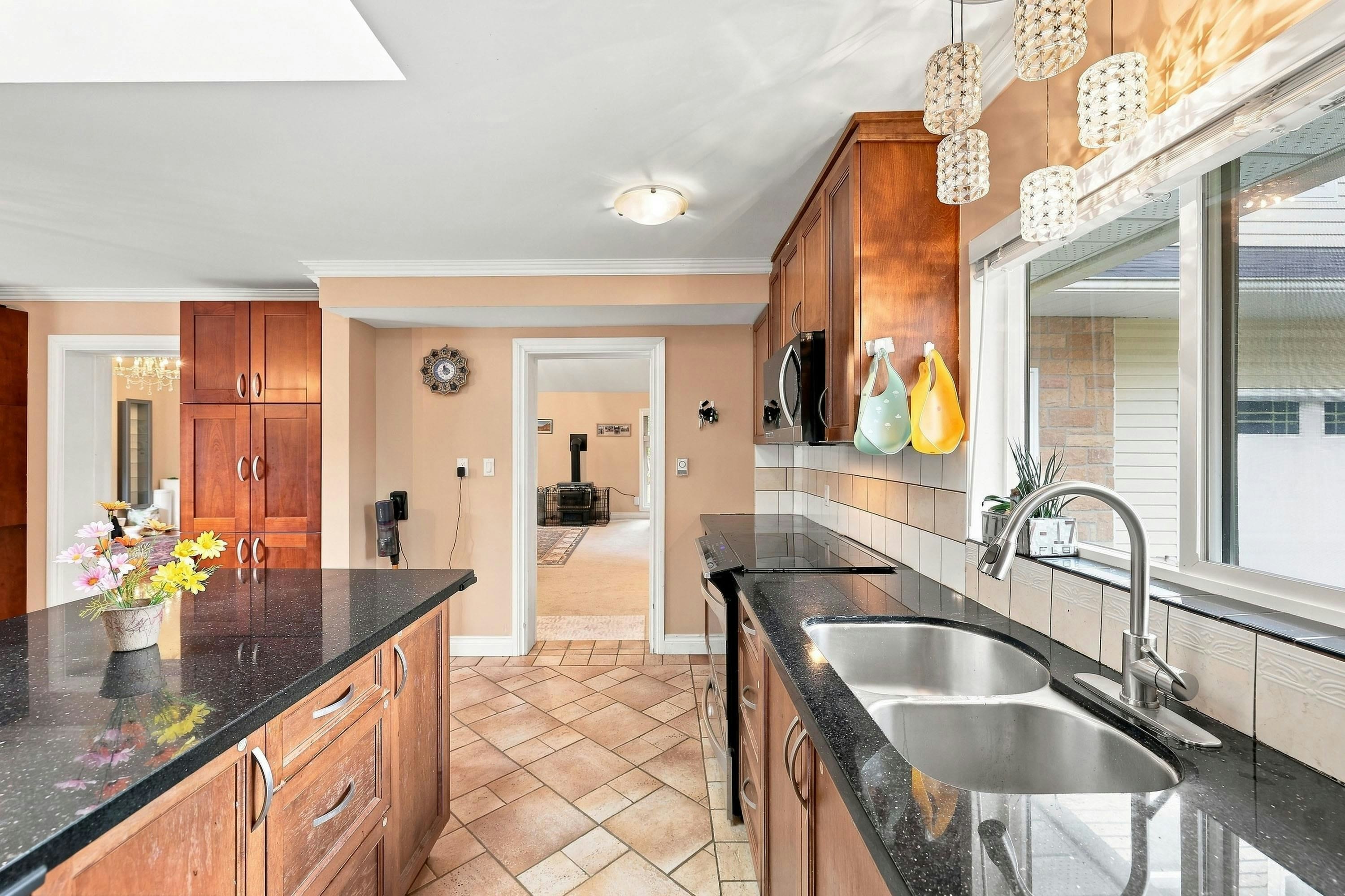 23055 132 Avenue, Maple Ridge, BC, V4R 0A8 - 18