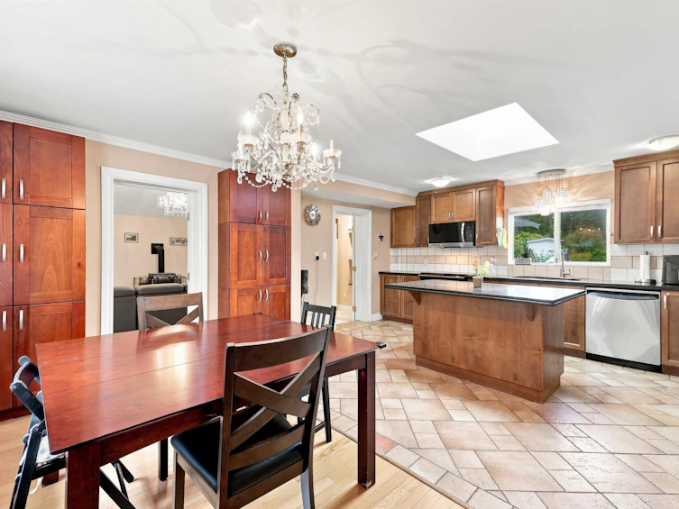 23055 132 Avenue, Maple Ridge, BC, V4R 0A8 - 3