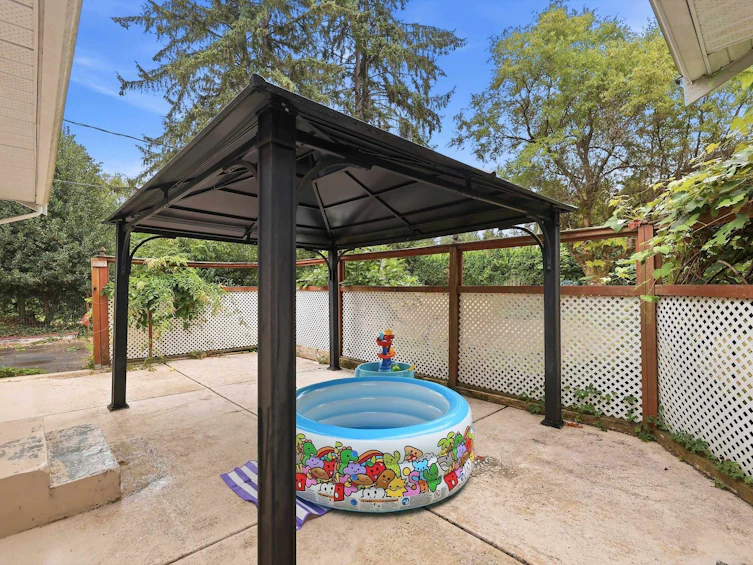 23055 132 Avenue, Maple Ridge, BC, V4R 0A8 - 17