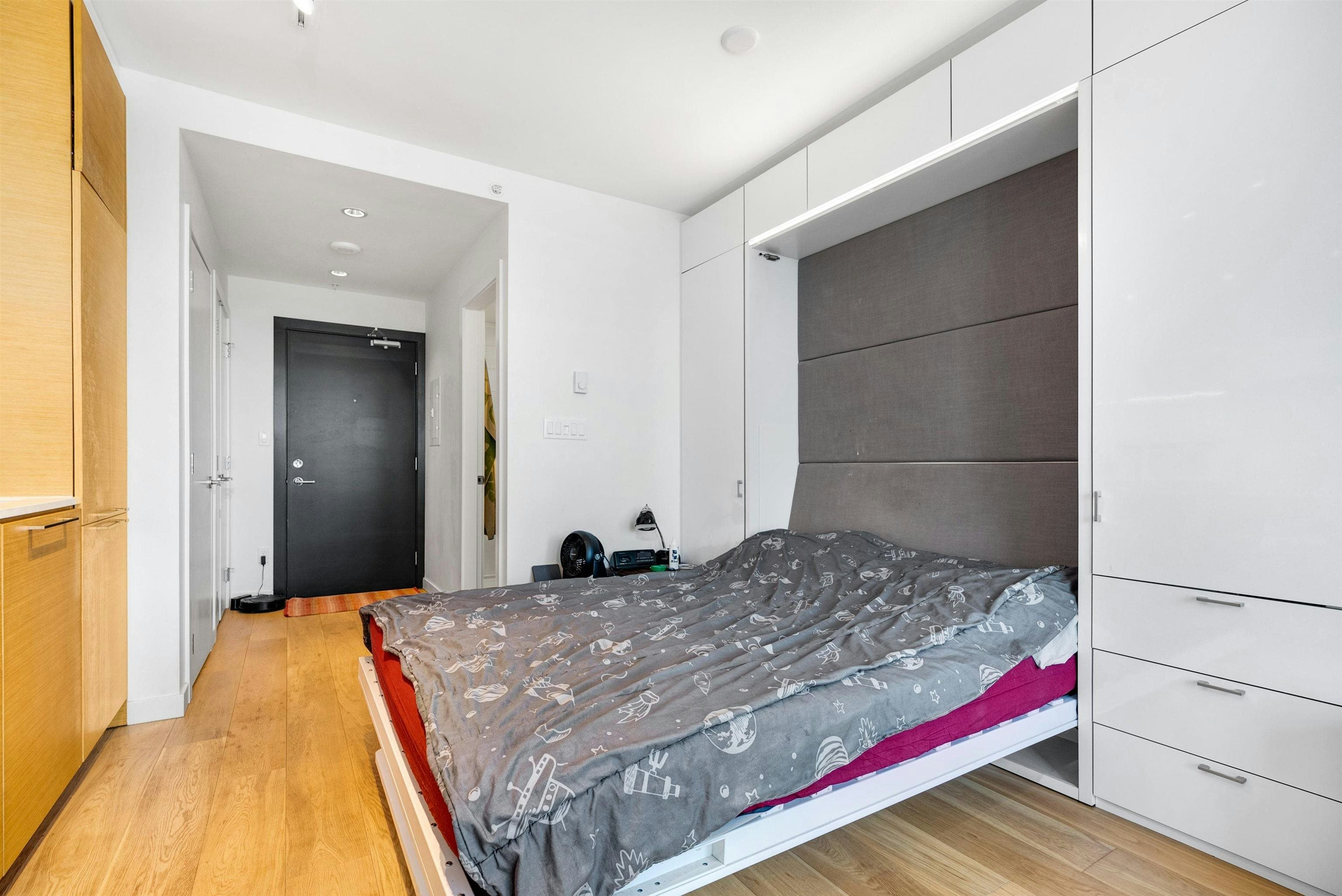 1105-13438 Central Ave, Surrey, BC, V3T 0N2 - 9