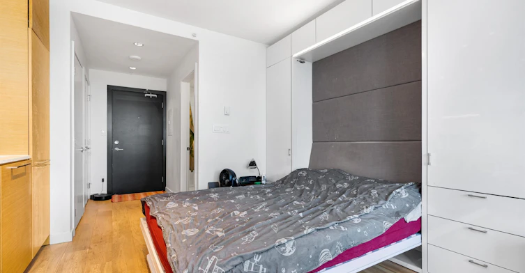 1105-13438 Central Ave, Surrey, BC, V3T 0N2 - 9
