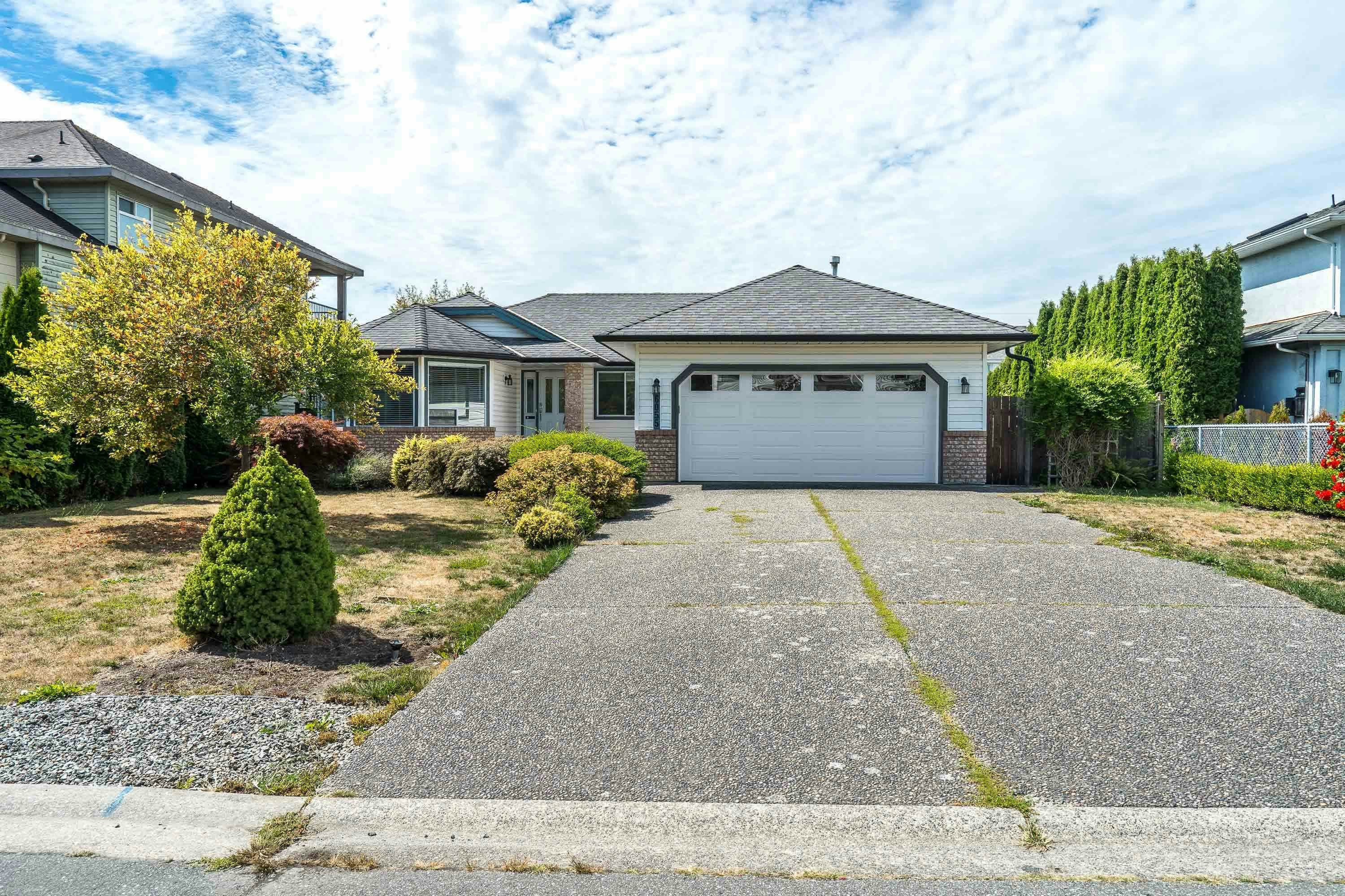 6055 170a Street, Surrey, BC, V3S 8H1