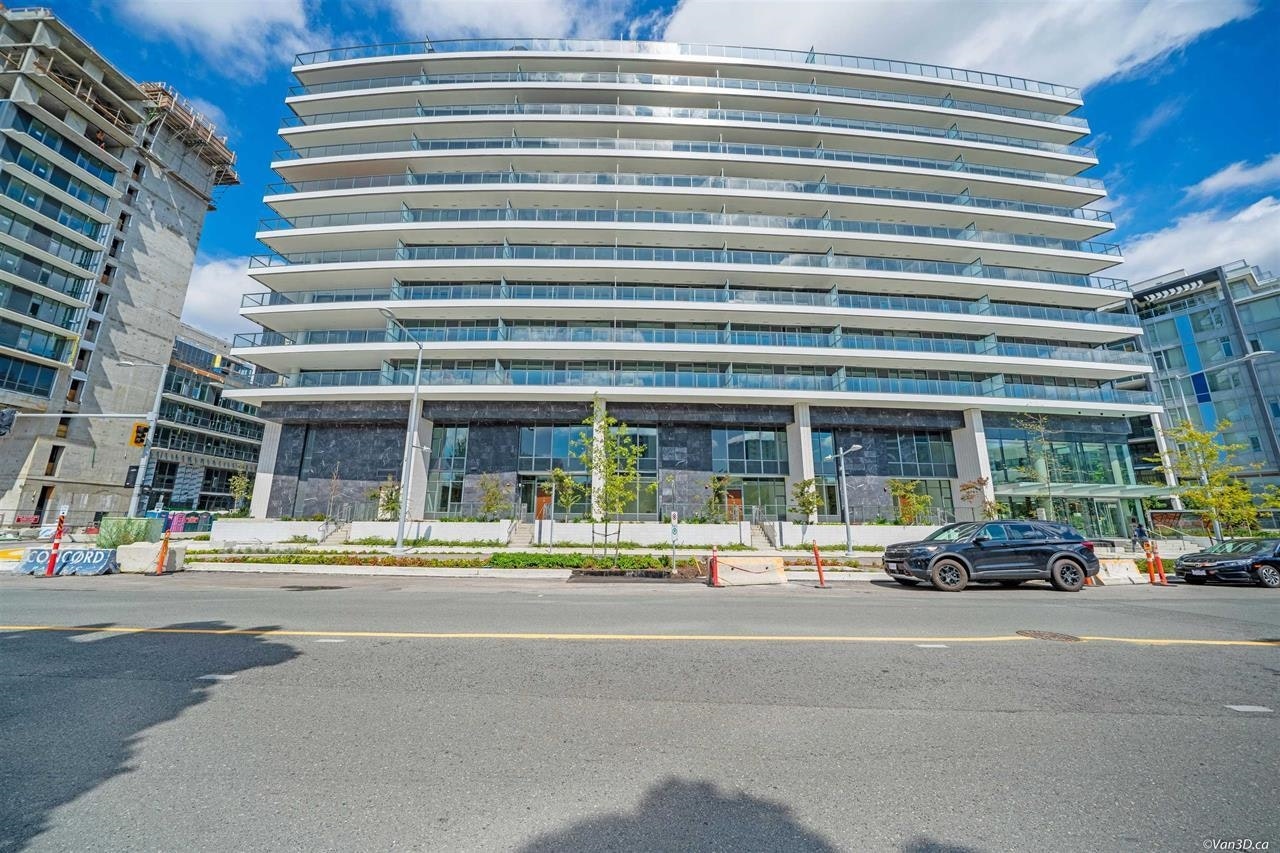 TH-05-8555 Capstan Way, Richmond, BC, V6X 0W1