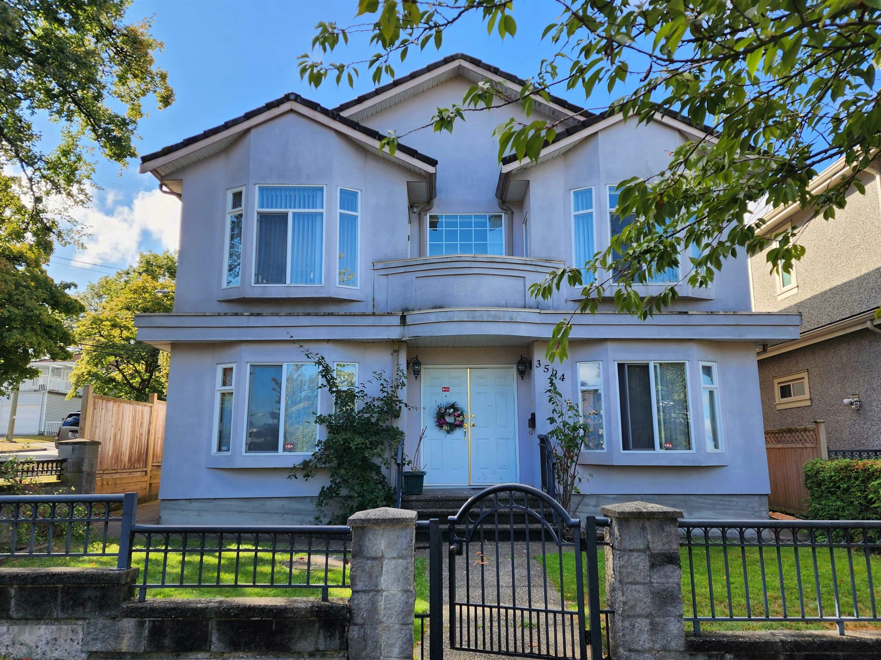 35xx Normandy Drive, Vancouver, BC, V5M 2E7
