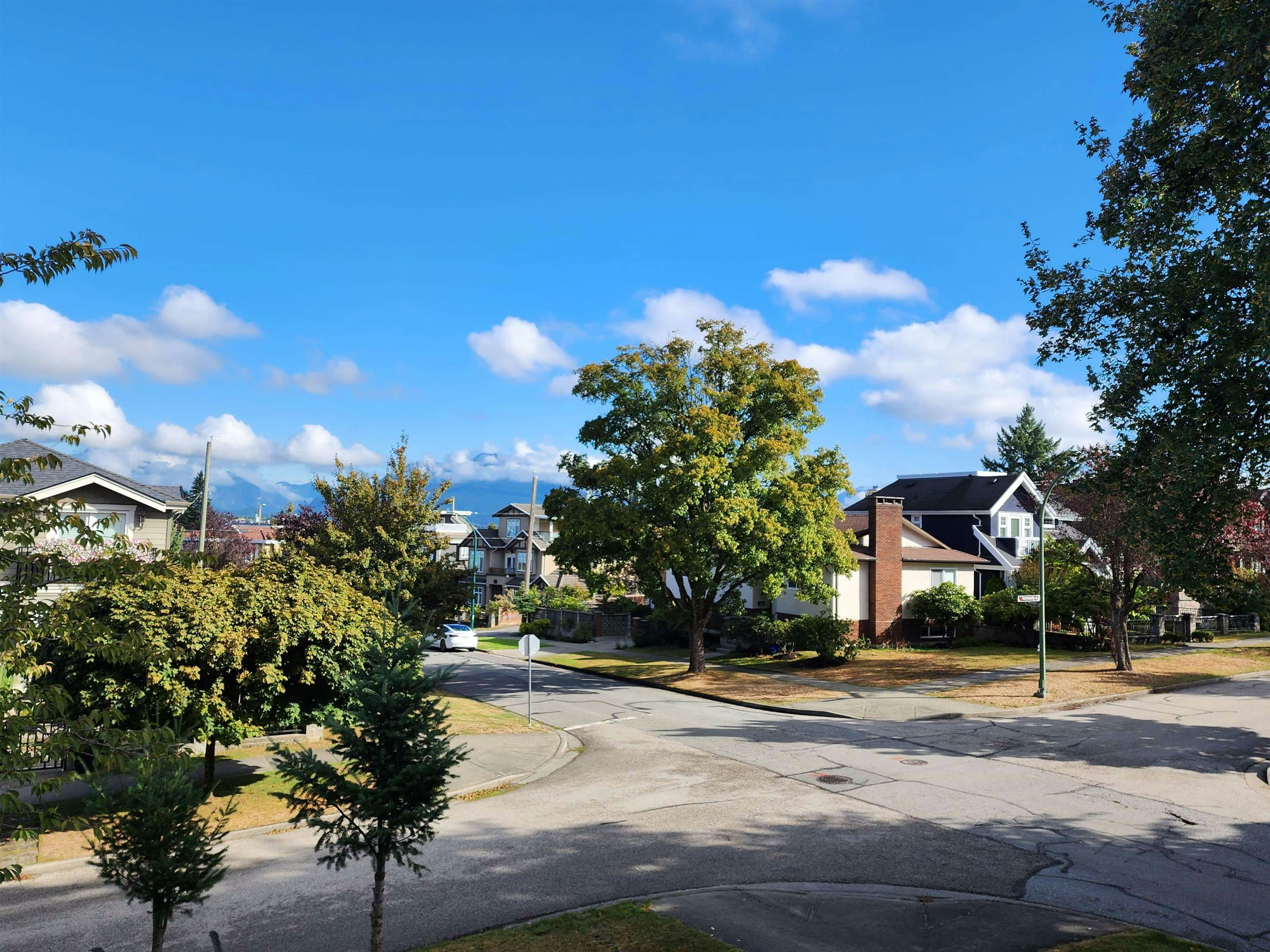 35xx Normandy Drive, Vancouver, BC, V5M 2E7 - 2