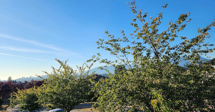 35xx Normandy Drive, Vancouver, BC, V5M 2E7 - 8