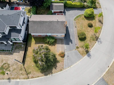11050 N Fuller Crescent - 2