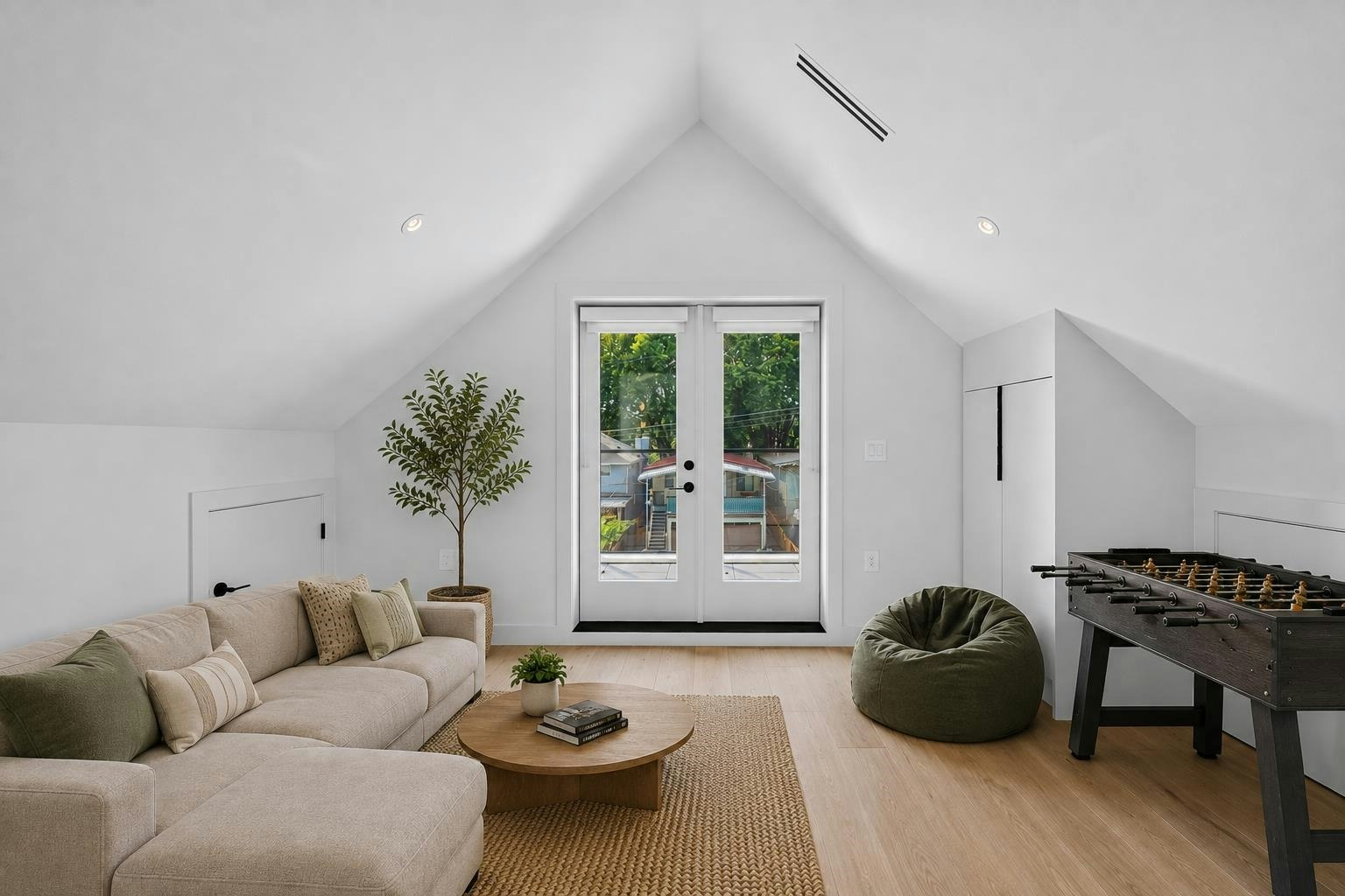 2-58 E 40th Avenue, Vancouver, BC, V5W 1L4 - 30