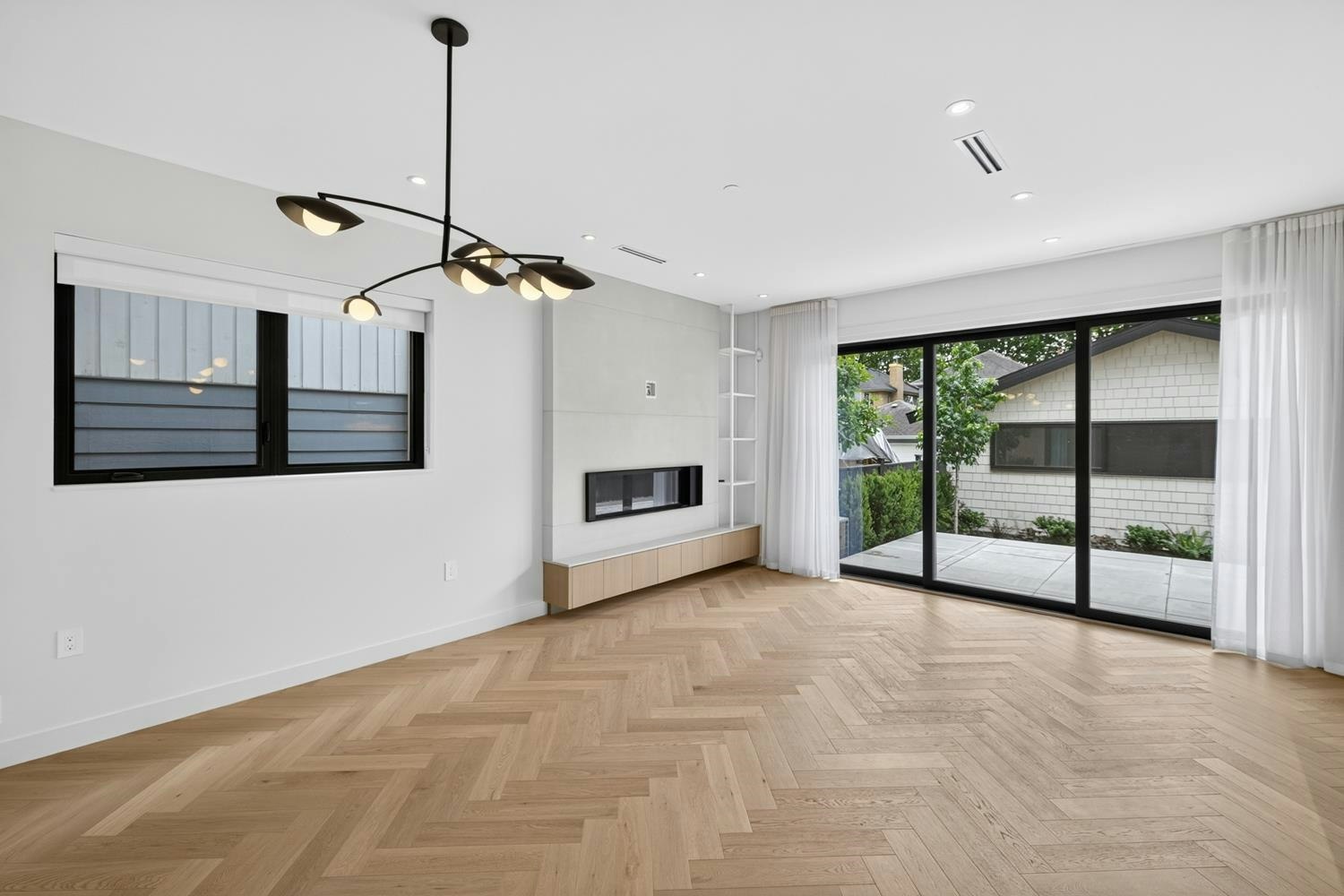2-58 E 40th Avenue, Vancouver, BC, V5W 1L4 - 12