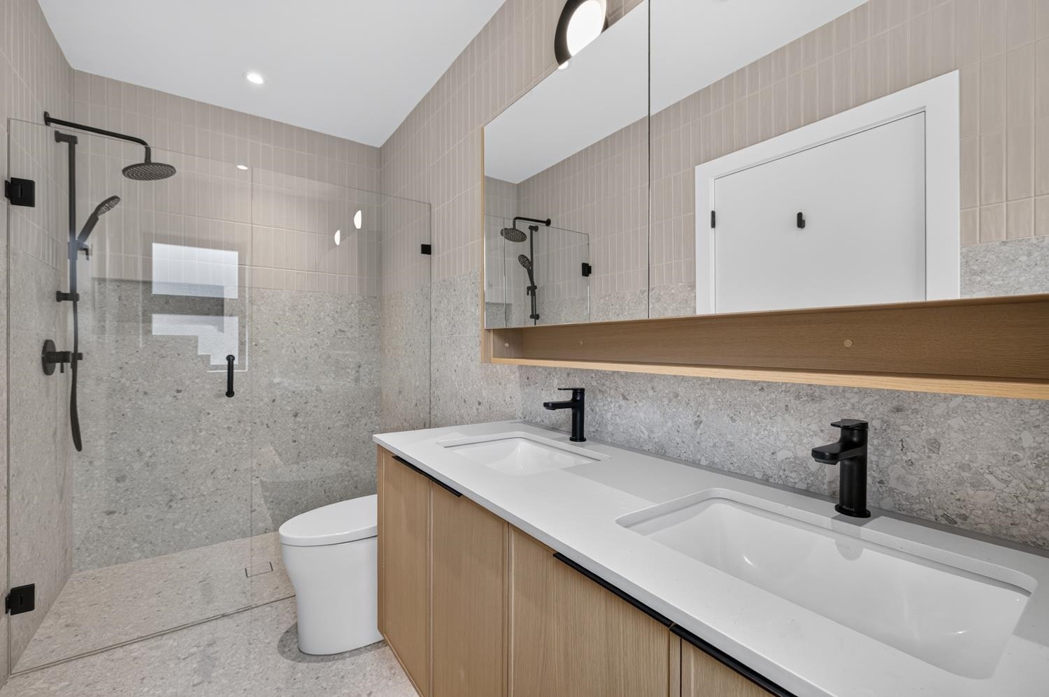 2-58 E 40th Avenue, Vancouver, BC, V5W 1L4 - 22