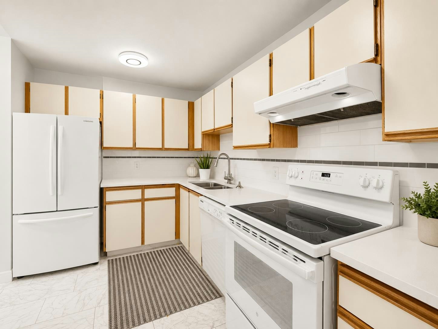 1102-6540 Burlington Avenue, Burnaby, BC, V5H 4G3 - 20