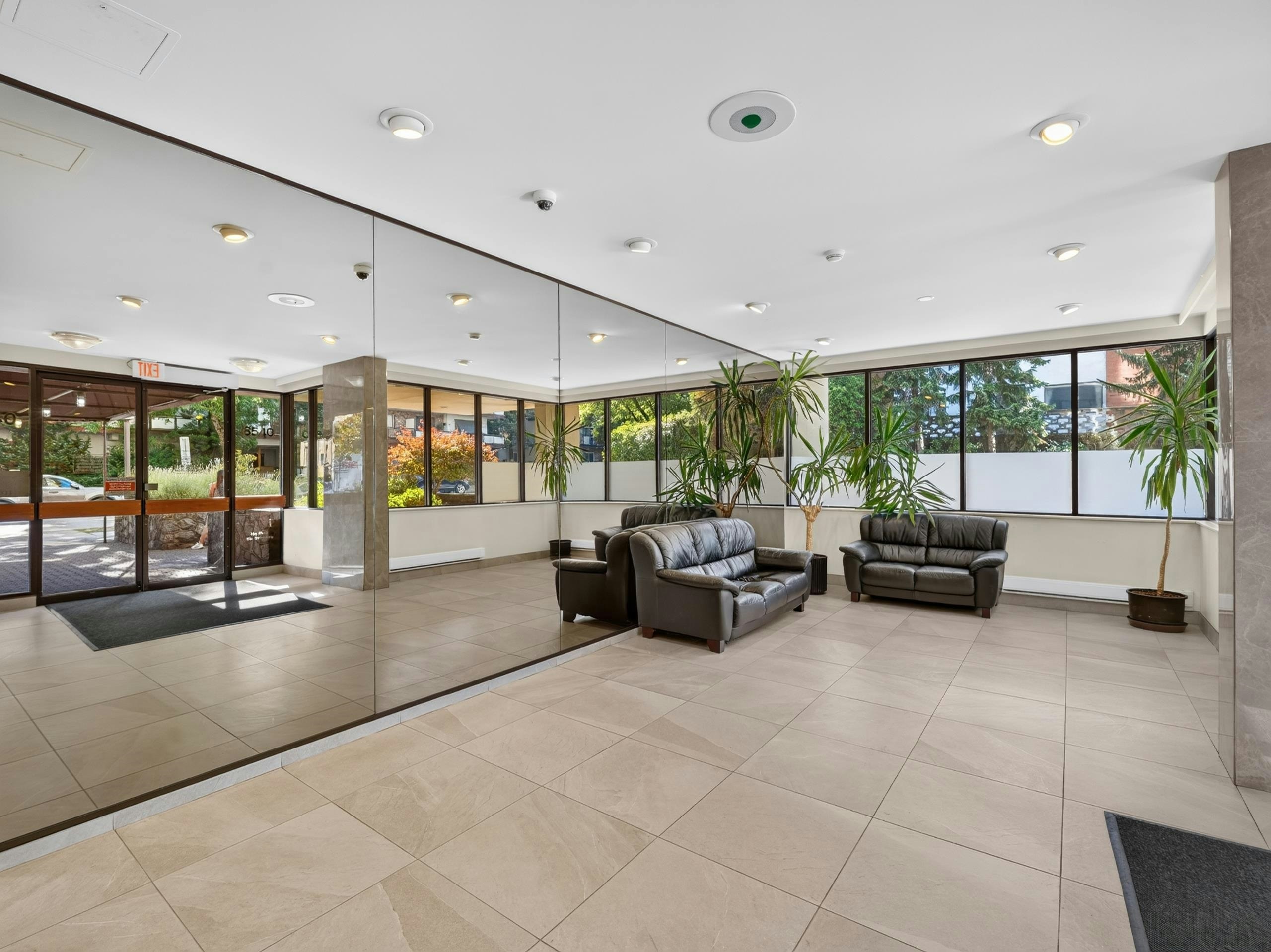 1102-6540 Burlington Avenue, Burnaby, BC, V5H 4G3 - 25