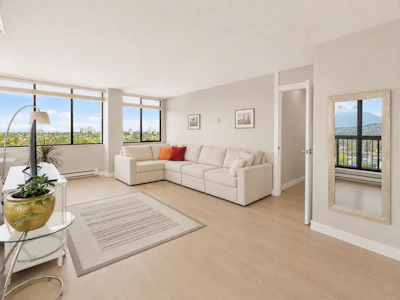 1102-6540 Burlington Avenue - 5