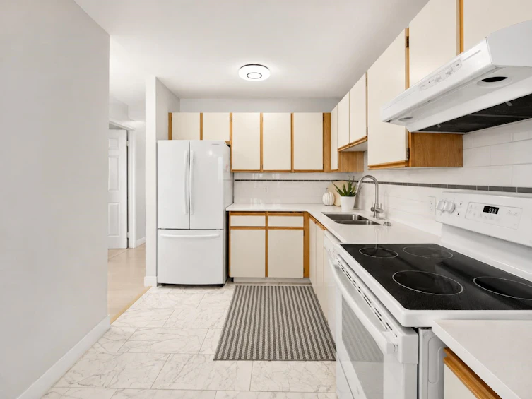 1102-6540 Burlington Avenue, Burnaby, BC, V5H 4G3 - 21