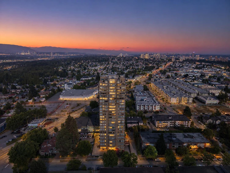 1102-6540 Burlington Avenue, Burnaby, BC, V5H 4G3
