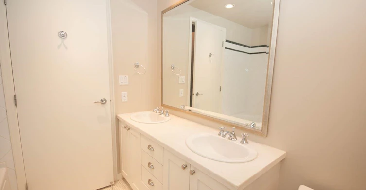 606-170 W 1st Street, North Vancouver, BC, V7M 3P2 - 18