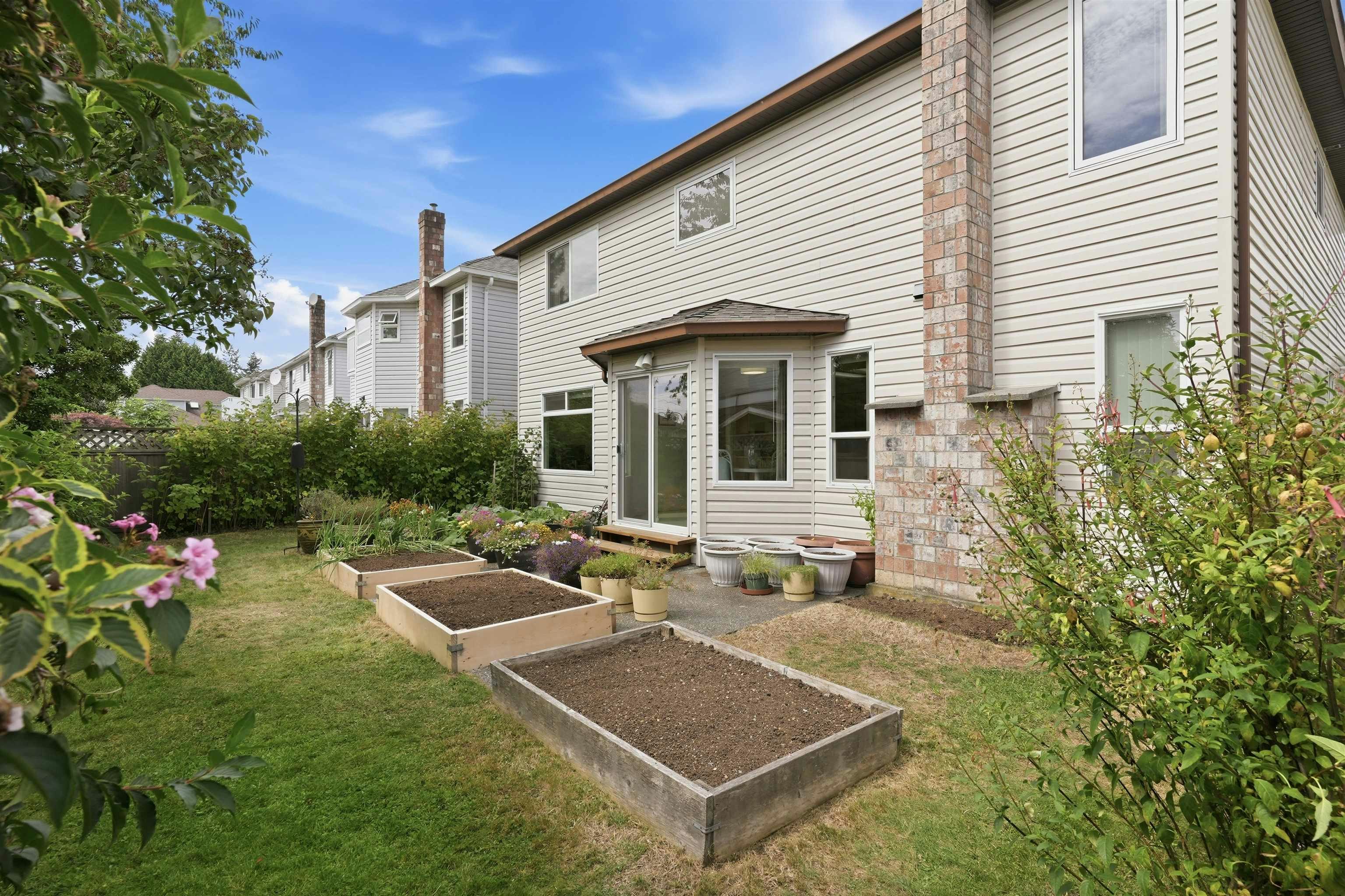 11886 79 Avenue, Delta, BC, V4C 8B2 - 33