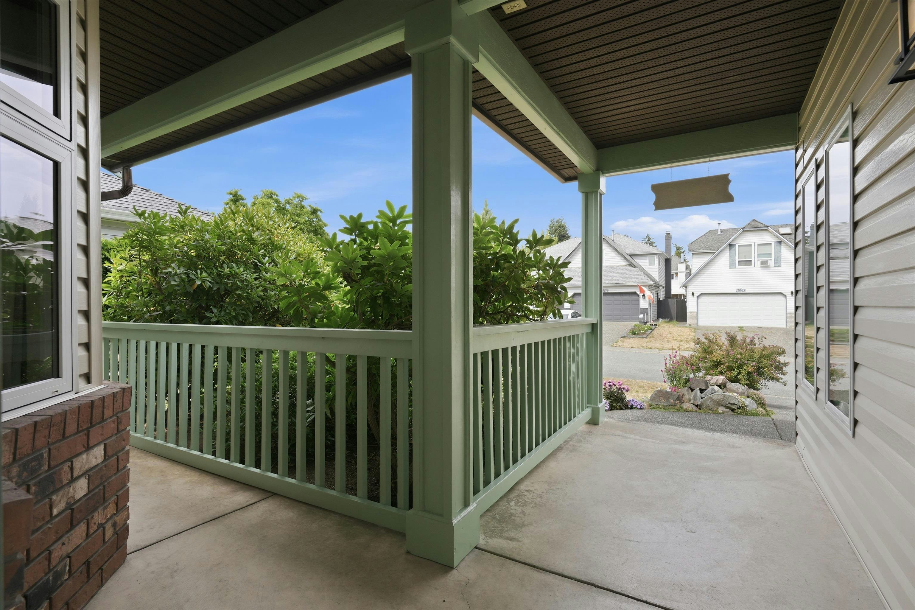 11886 79 Avenue - 3