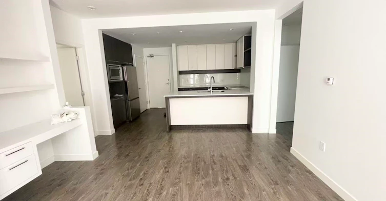 110-9250 University High Street, Burnaby, BC, V5A 0B3 - 6