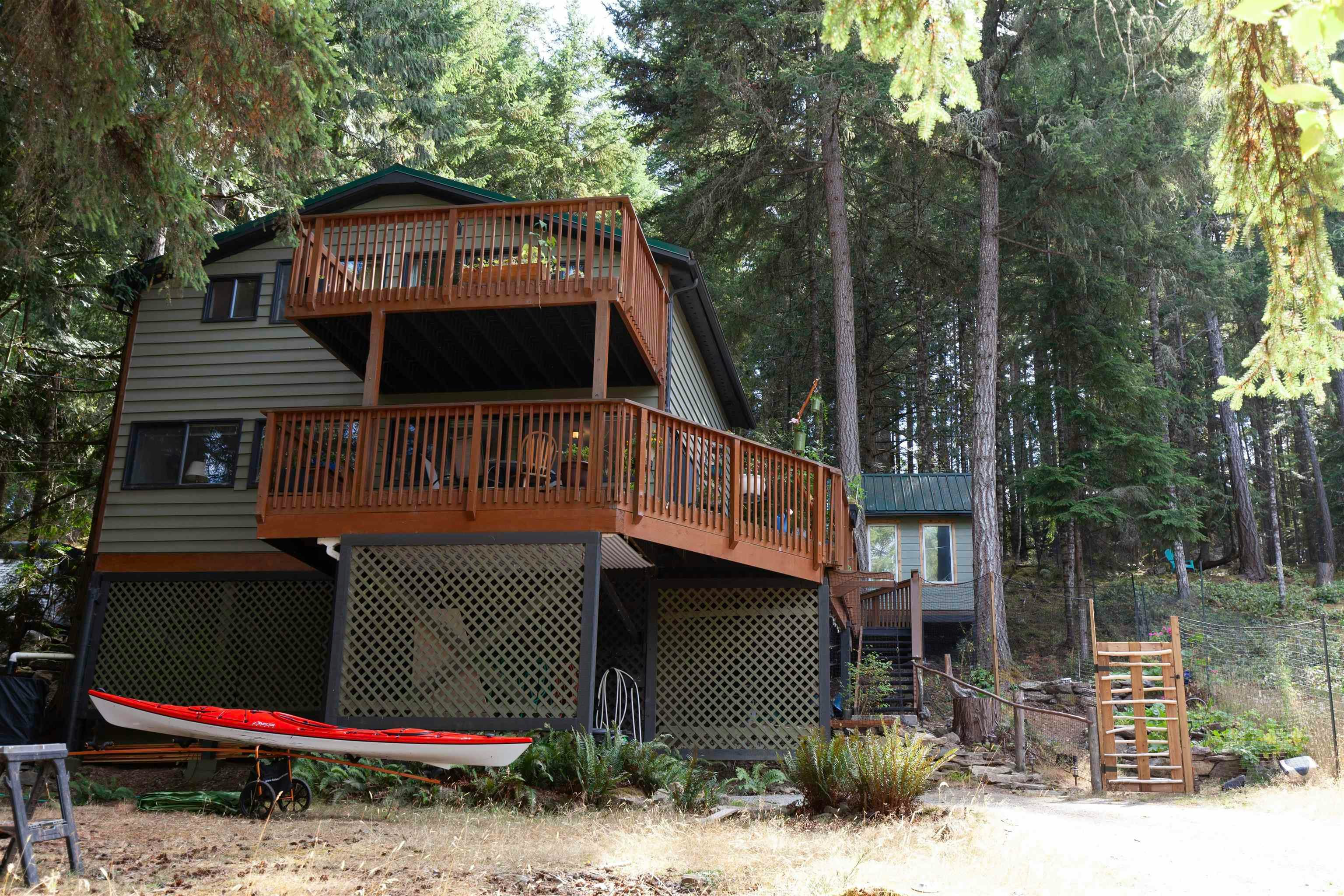 312 Mariners Way, Mayne Island, BC, V0N 2J2