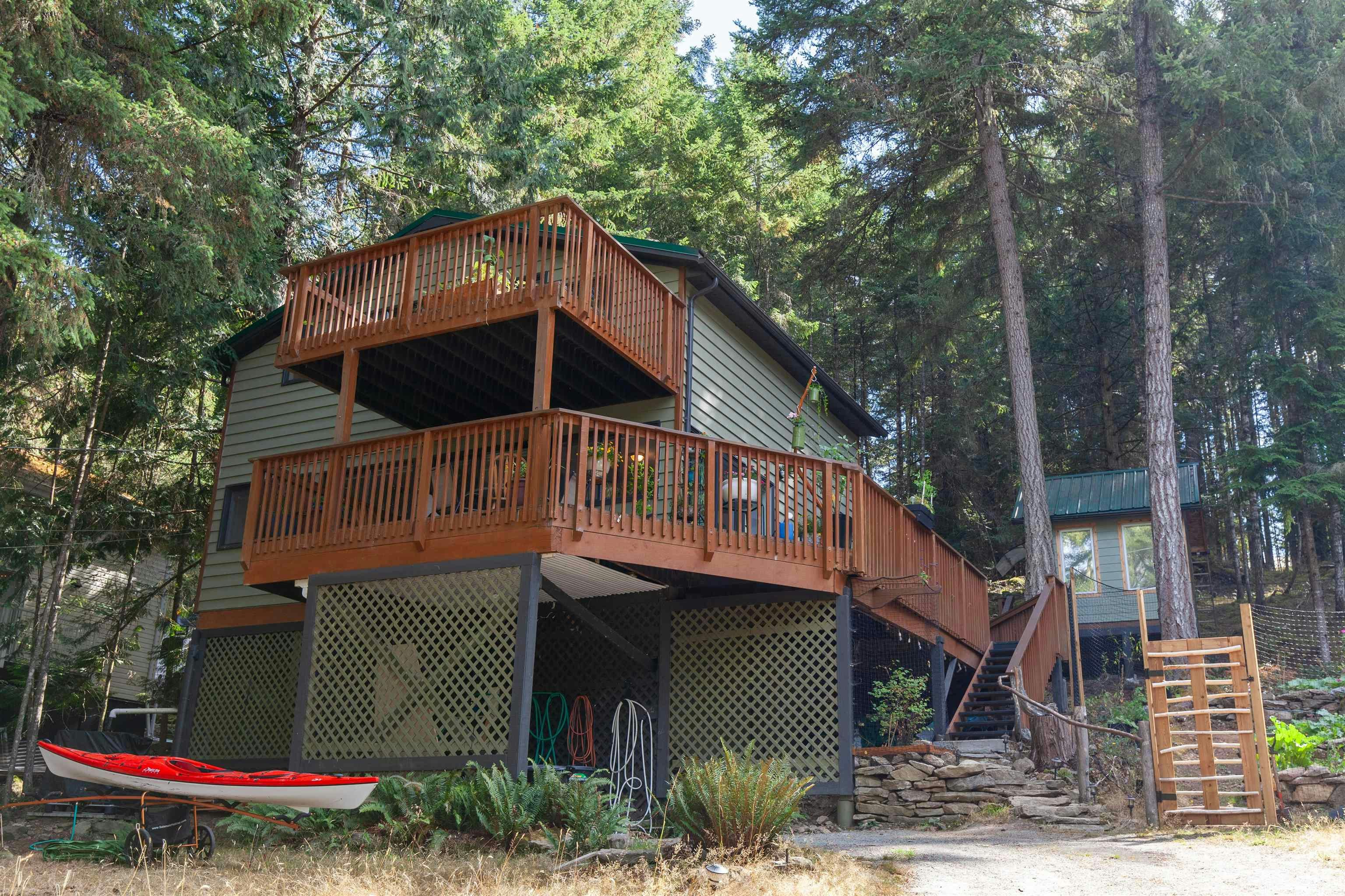 312 Mariners Way, Mayne Island, BC, V0N 2J2