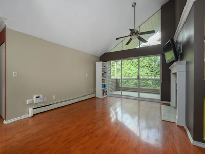 309-932 Robinson Street - 5
