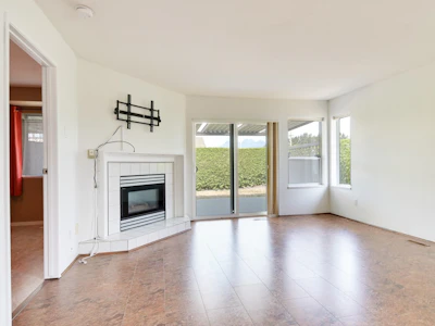 27-23580 Dewdney Trunk Road - 3